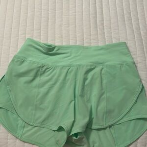 Lululemon mesh shorts